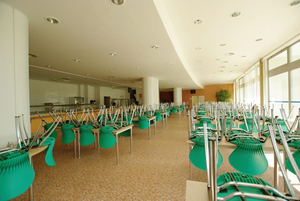 Kolej Akademie Hotel Бърно Екстериор снимка