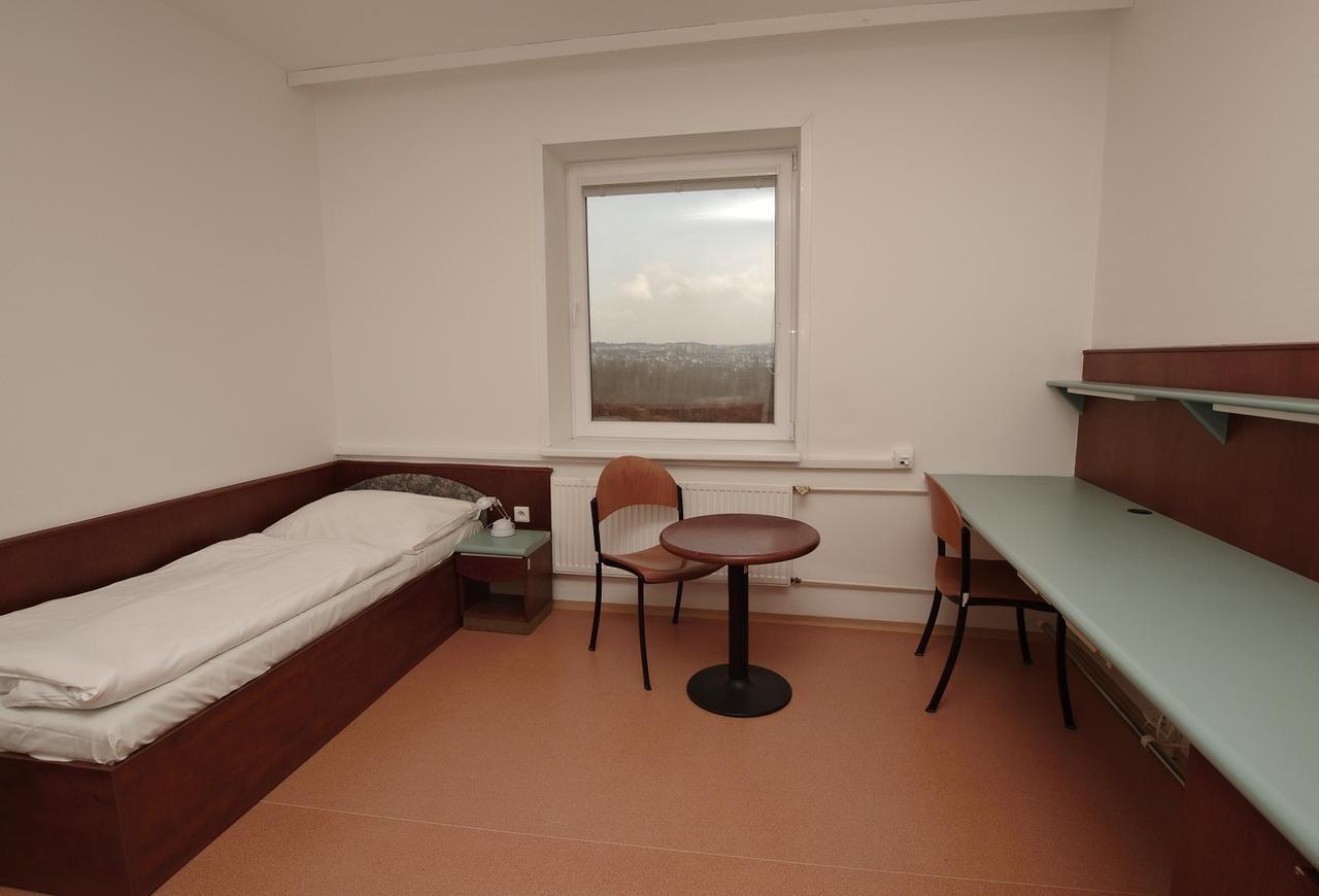 Kolej Akademie Hotel Бърно Екстериор снимка